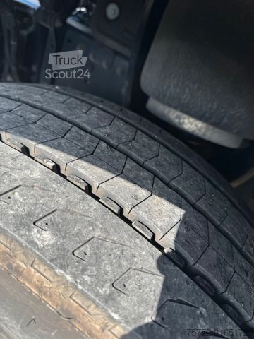 Standard SZM MAN TGX XXL 18.520 4x2 LL SA