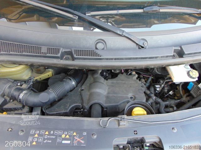 Ван с висока покривка RENAULT Master 2.3 dCi 135 L3H3 -Kamera-