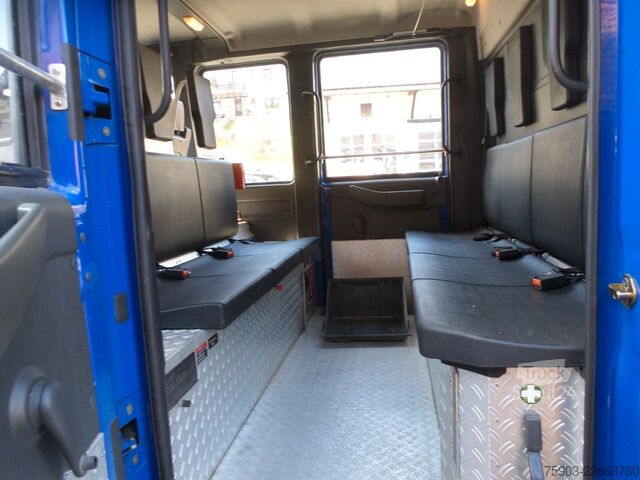 Škatlasti tovornjak IVECO Iveco FF 135 E 4x4  Doppelkabiene   Koffer THW