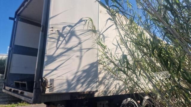 Camion à usage spécial  Caisse Frigorifique (Rail-route)