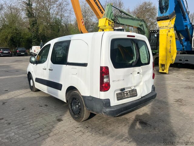 Karavan sa visokim krovom Peugeot Partner 1.6