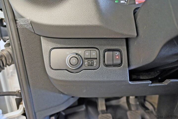 Кутиевиден ван MERCEDES-BENZ Sprinter 317 CDI Maxi Koffer Dachspoiler LBW A/C