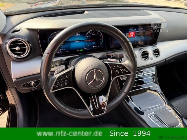 حافلة صغيرة MERCEDES-BENZ E 300 de T Avantgarde HeadUP DISTRONIC AHK