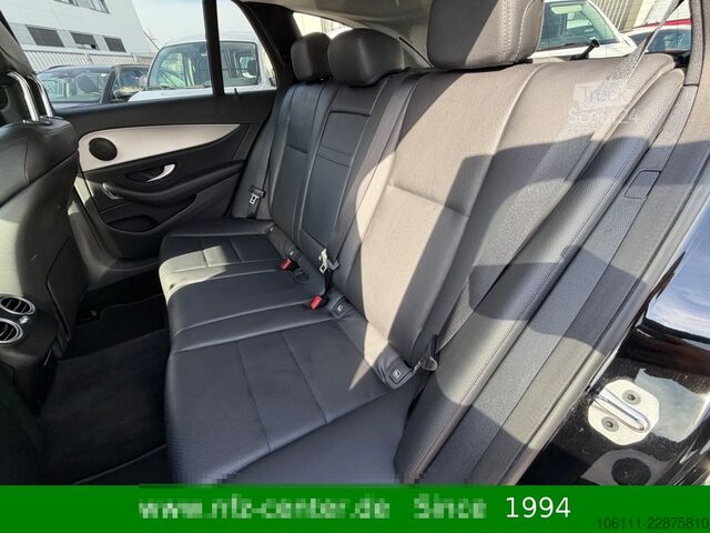 حافلة صغيرة MERCEDES-BENZ E 300 de T Avantgarde HeadUP DISTRONIC AHK