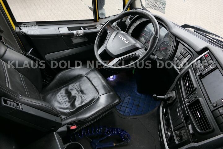 Standard dragbil IVECO Stralis 570 XP Retarder 2-Tanks Standklima Euro6