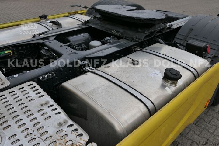 Standard dragbil IVECO Stralis 570 XP Retarder 2-Tanks Standklima Euro6