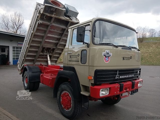 Üç taraflı damperli kamyon MAGIRUS DEUTZ 320D19 FA 4x4 Blatt Schalter 3-Seiten Kipper
