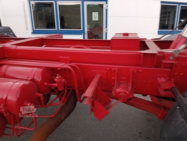 Üç taraflı damperli kamyon MAGIRUS DEUTZ 320D19 FA 4x4 Blatt Schalter 3-Seiten Kipper