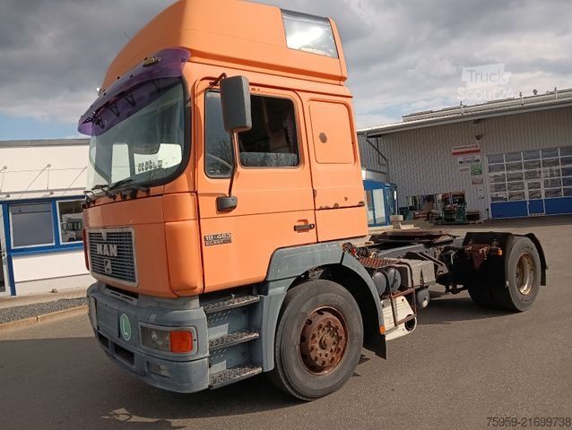 Standart çekici ünitesi MAN 19:463 FLT/BL HOCHDACH INTARDER RESTAURATIONOBJE