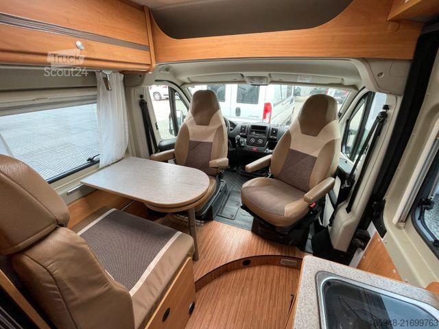 Camping-car PÖSSL Roadcamp  R ** der geräumigste 5,41m*1.Hand