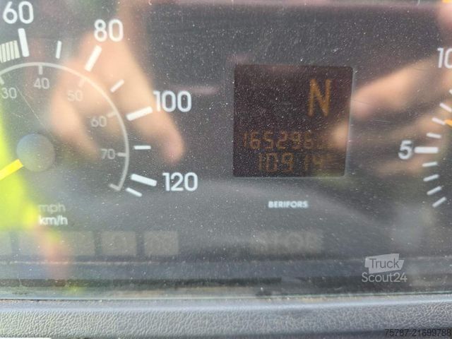 Kamyon şasisi UNIMOG U5000 4x4 Chassis, Standklima, 4374/45