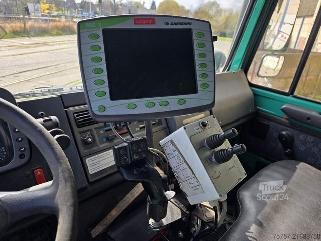 Kamyon şasisi UNIMOG U5000 4x4 Chassis, Standklima, 4374/45