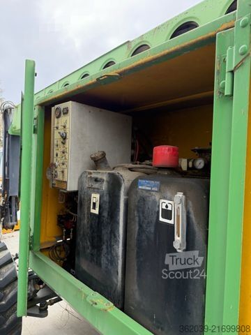 Arbeitsbühne GROVE ARBEITSBÜHNE