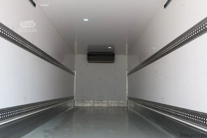 Transporte refrigerado/congelado MAN TGS 26 26.330 6x2 Koel/Vries+Dhollandia 2500 kg