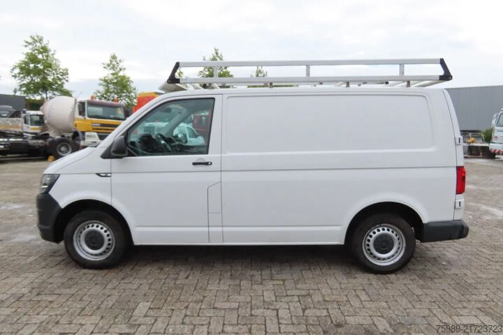 Fourgon tôlé Volkswagen Transporter 2.0 TDI  Airco, 3 seats, APK tot 06...
