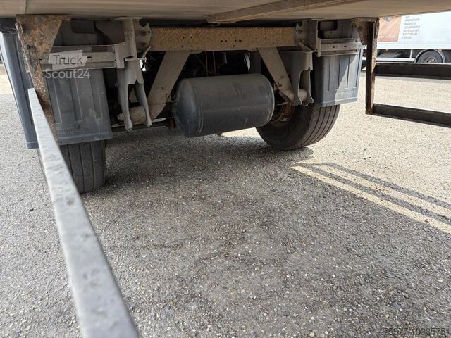 Kyld/fryst transport Schmitz Cargobull Good working Carrier Vector, 70 % tyres. Schrei...