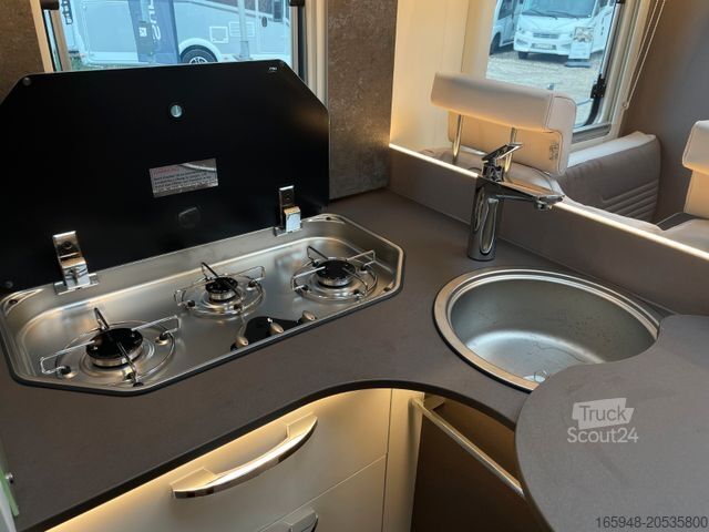 Camper semintegrato BÜRSTNER Lyseo 690 G Autom. Safety , Solar, Lithium