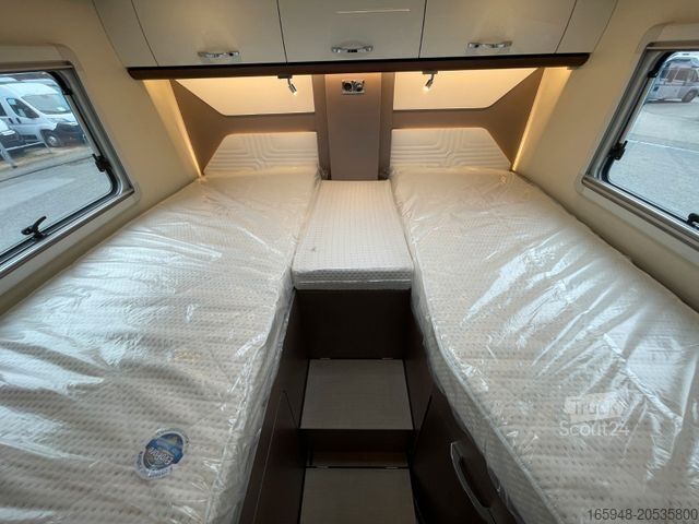 Pusiau integruotas kemperis BÜRSTNER Lyseo 690 G Autom. Safety , Solar, Lithium