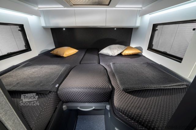 Semi-integrated camper ADRIA Compact Max DL *VW Crafter*Automatik*