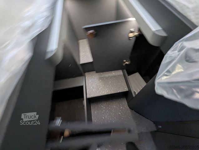 Polintegriran avtodom ADRIA Compact Max DL *VW Crafter*Automatik*