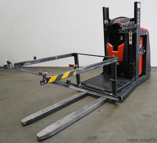 Pracownik kompletacji zamówień na wysokim poziomie Linde V 10 5212