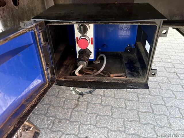 Premikanje tal Kraker K-Force 90m3 Damaged