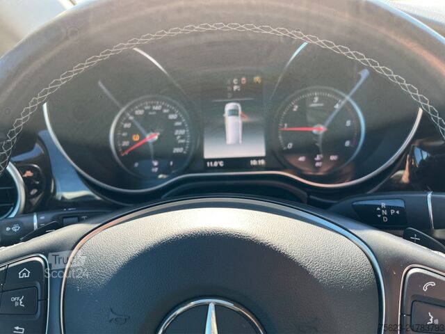 Minibussi Mercedes-Benz V 250 d AVANTGARDE EDITION Kompakt Sound AHK Standh. LED