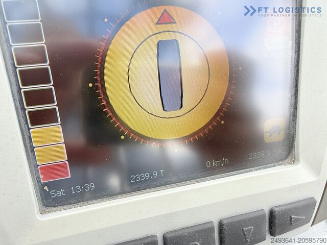 Dört yönlü forklift COMBILIFT CBE2500 TRIPLEX 5500 FORK POSITIONER