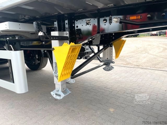 Semiremorcă basculantă KEMPF 54 m³ Kempf Kipper/Futter/Getreide/Schleuse/Silo