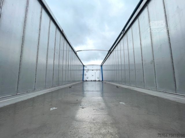 Semiremorcă siloz KEMPF 54 m³ Kempf Kipper/Futter/Getreide/Schleuse/Silo