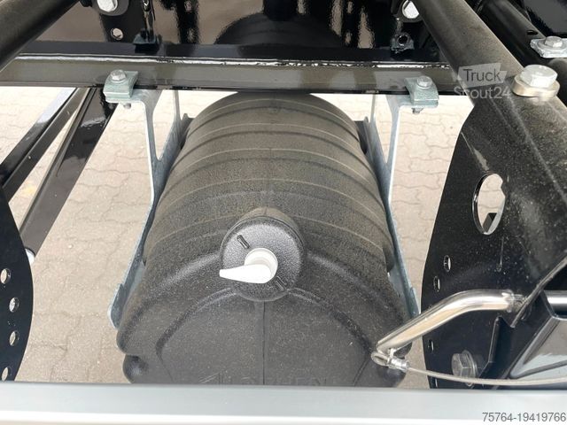 Semiremorcă siloz KEMPF 54 m³ Kempf Kipper/Futter/Getreide/Schleuse/Silo