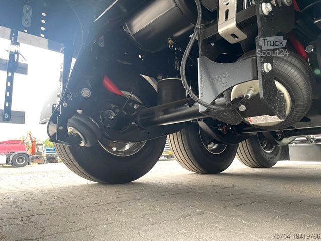 Semiremorcă siloz KEMPF 54 m³ Kempf Kipper/Futter/Getreide/Schleuse/Silo