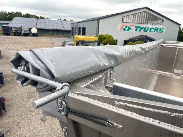 Semiremorcă siloz KEMPF 54 m³ Kempf Kipper/Futter/Getreide/Schleuse/Silo