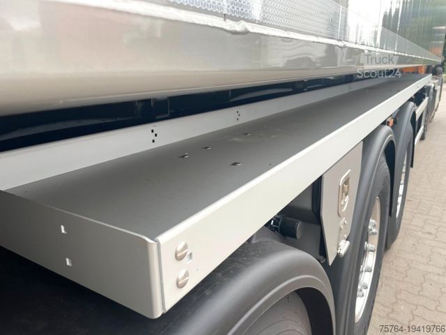 Semiremorcă siloz KEMPF 54 m³ Kempf Kipper/Futter/Getreide/Schleuse/Silo