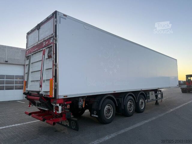 Transport réfrigéré/congélé Kel-Berg Refrigerated trailer / Kühlauflieger / Køletrailer
