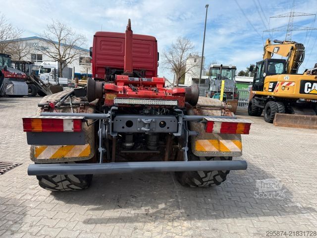 Abrollkipper MERCEDES-BENZ 4144 Actros MP2 Abrollkipper 8x8 Singlebereifung