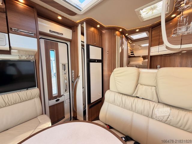 Integrerad husbil CARTHAGO Chic E-Line 50 LE Einzelbetten-Hubbett-Automatik