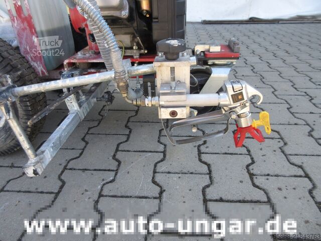 Vägmarkeringar Graco Larius Miro Liner + Airless Roadmarking