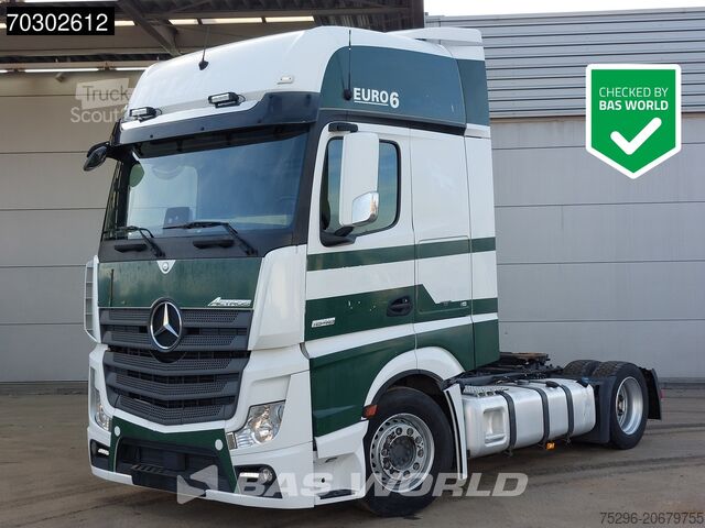 Volumetrekker Mercedes Actros 1848 4X2 Mega GigaSpace 2x Tanks