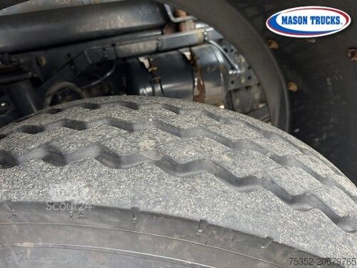 Sunkvežimis su keičiama kėbulo dalimi Iveco Trakker 500