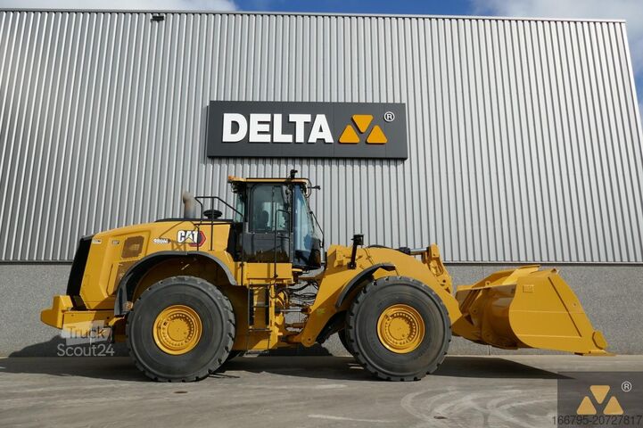 Riteņu iekrāvēji Caterpillar 980M