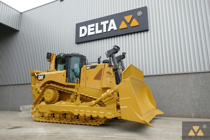 Dozers Caterpillar D8T