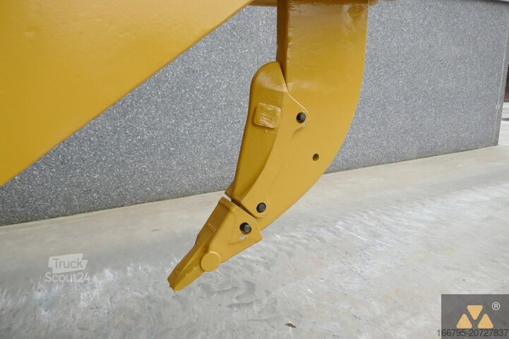 Dozers Caterpillar D8T