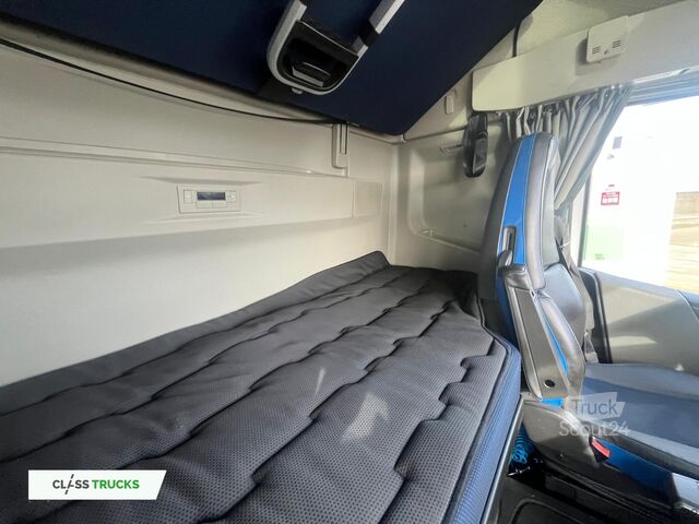 Tractor estándar VOLVO FH 460 Globetrotter XL i-Save SideSkirts