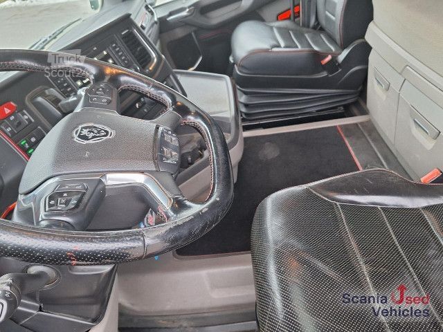 Holztransporter LKW Scania R 580 B6x4NB+Epsilon M12 Z