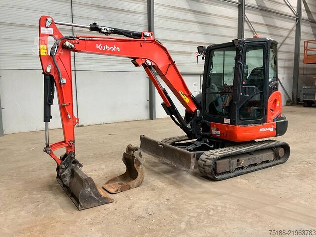 мини багер Kubota KX 042-4 A