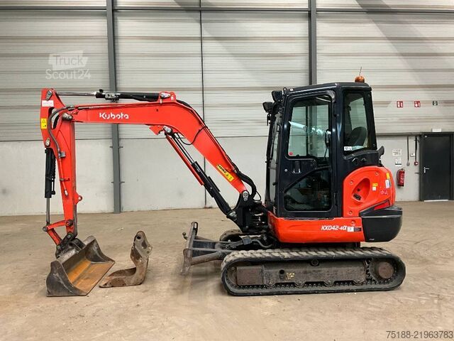 мини багер Kubota KX 042-4 A
