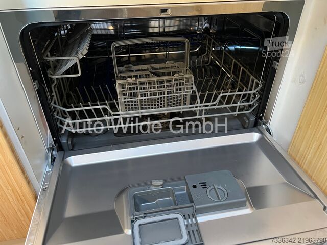 Integriertes Wohnmobil Vario Perfect 1200 H-Zulassung