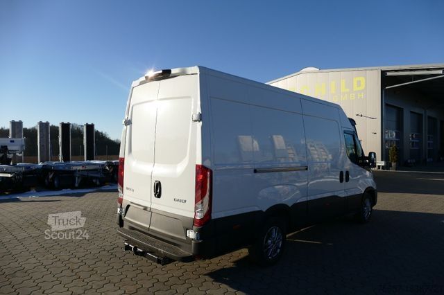 Kastenwagen IVECO Kastenwagen,AHK, Klimaanlage