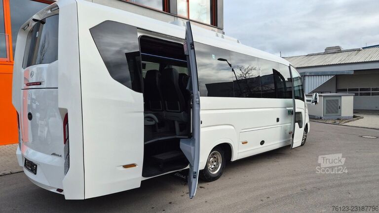 حافلة صغيرة IVECO 2x Daily 70 Lagerfahrzeug Ferqui Sunrise 2,5 m B